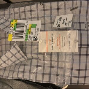 Van Heusen Men's White and Gray Plaid Shirt